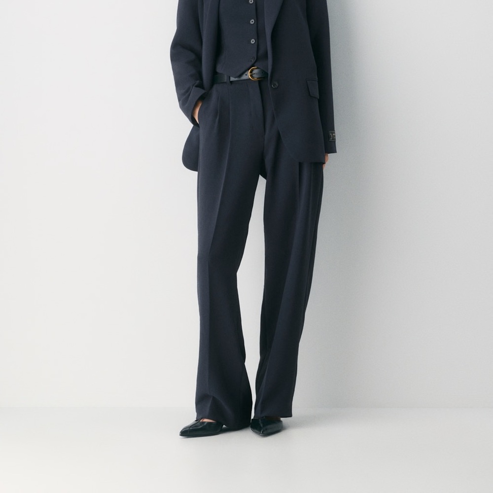 Aritzia Classic navy Women's Trousers